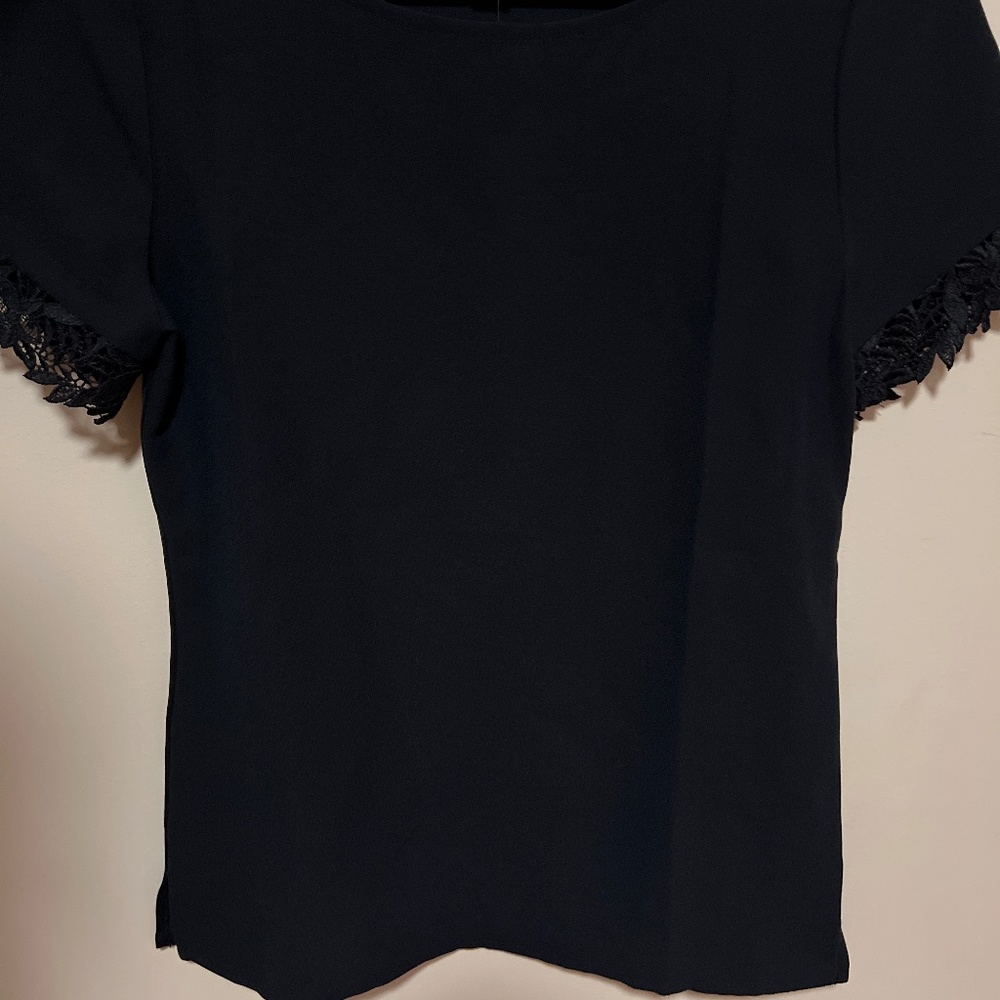 Ann Taylor Lace sleeve top